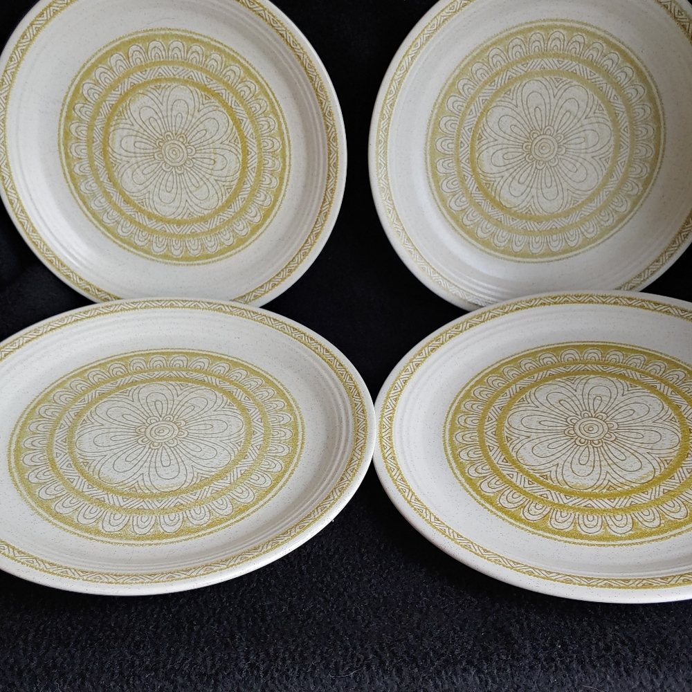 4 Franciscan Plates Earthenware Salad Bread Cerami